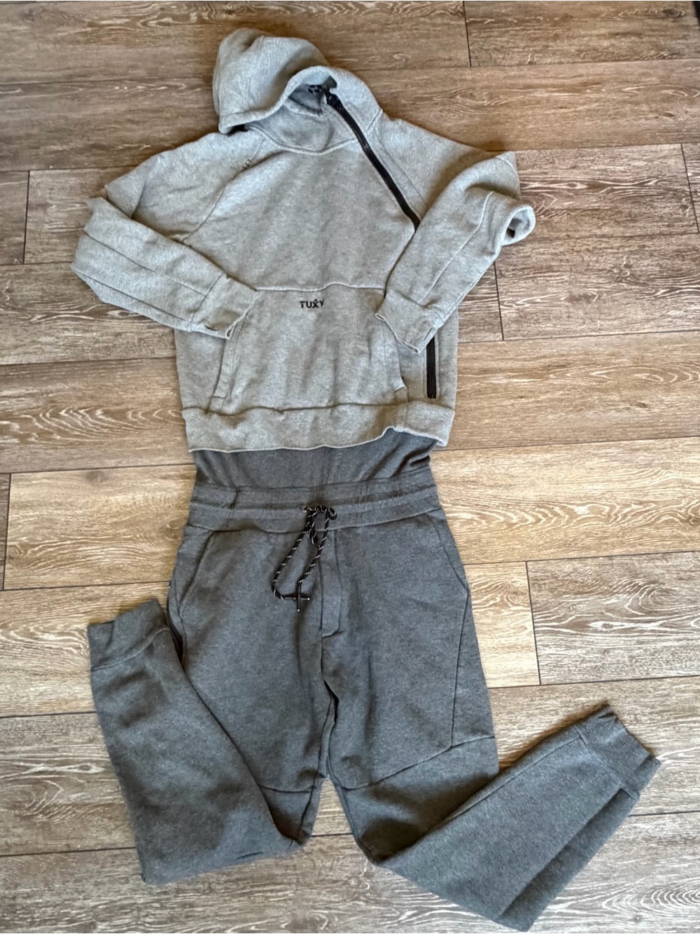 Tuxy‎ Storm Suit Grey Heather Asymmetrical Zip Hoodie Jogger Onesie